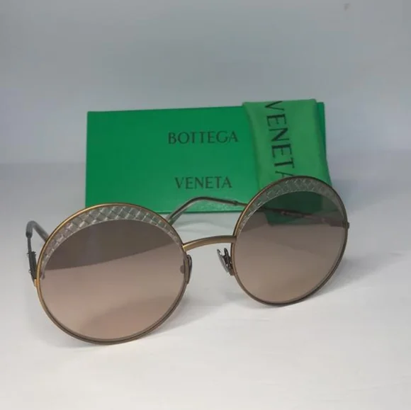 💯 - Authentic New BOTTEGA VENETASatinized metal over round sunglasses
